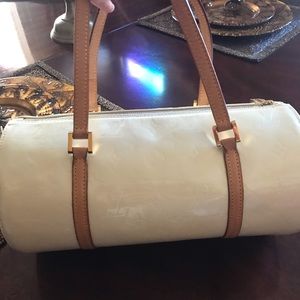 Louis Vuitton Bedford.